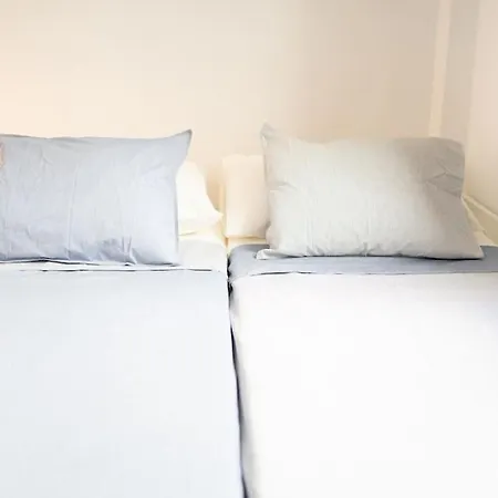 Y Terraza Trinidad Apartman *